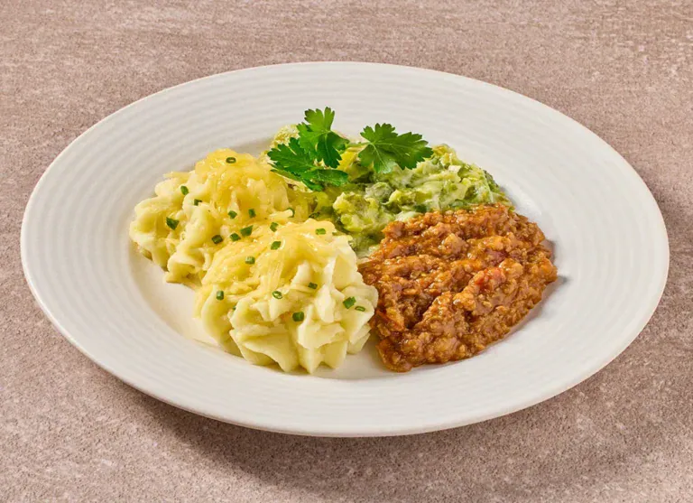 Gehaktschotel Met Romige Prei, Aardappelpuree Een Kaasgratin